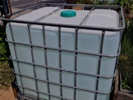 Jak zabezpieczyć zbiornik przed rozwojem glonów i bakterii